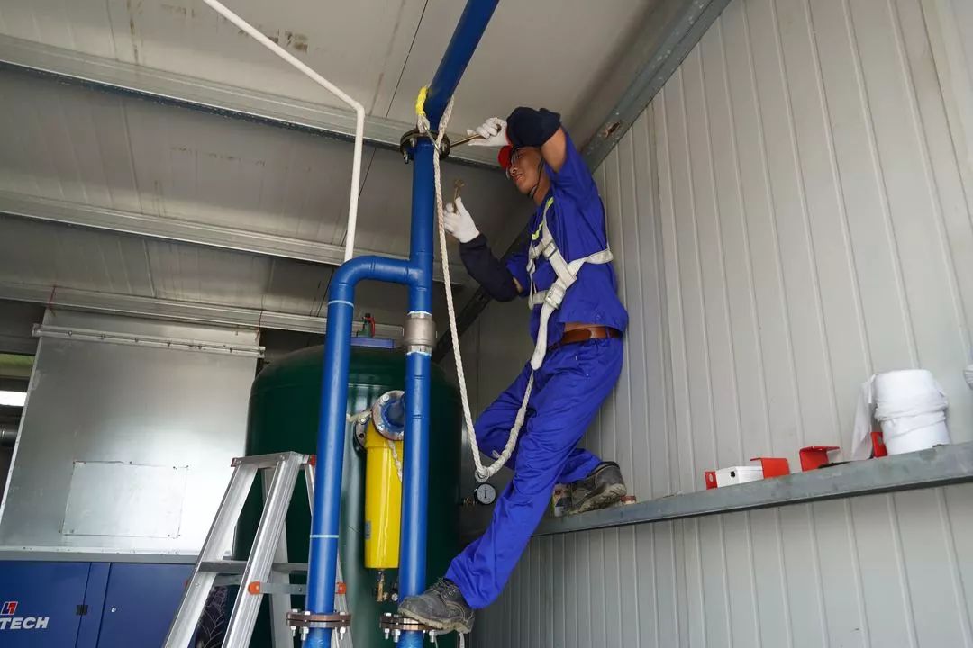 【<a href=http://m.fair3xin.com target=_blank class=infotextkey>雙良</a><a href=http://m.fair3xin.com target=_blank class=infotextkey>新型光催化</a>】“堅守”在汗水中閃光