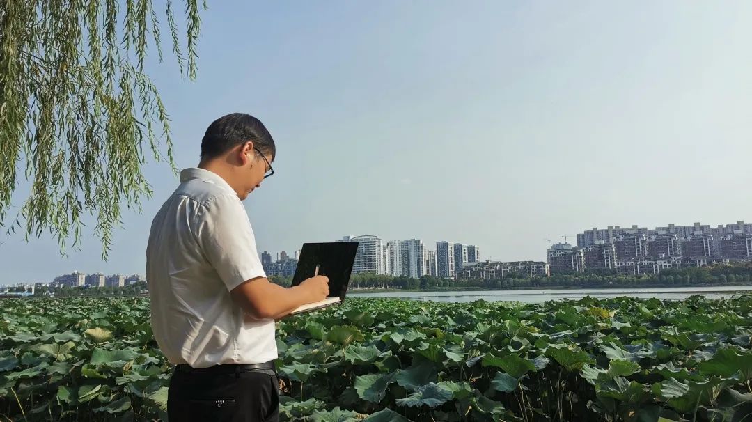 <a href=http://m.fair3xin.com target=_blank class=infotextkey><a href=http://m.fair3xin.com target=_blank class=infotextkey>雙良</a>環(huán)境</a>乘風破浪的三石弟弟