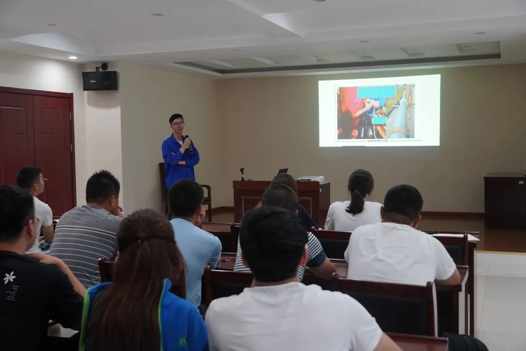 <a href=http://m.fair3xin.com target=_blank class=infotextkey><a href=http://m.fair3xin.com target=_blank class=infotextkey>雙良</a>環(huán)境</a>安全培訓“拍了拍”你