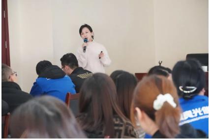 雙良環(huán)境組織《結(jié)構(gòu)化思維與高效表達》企業(yè)內(nèi)訓(xùn)